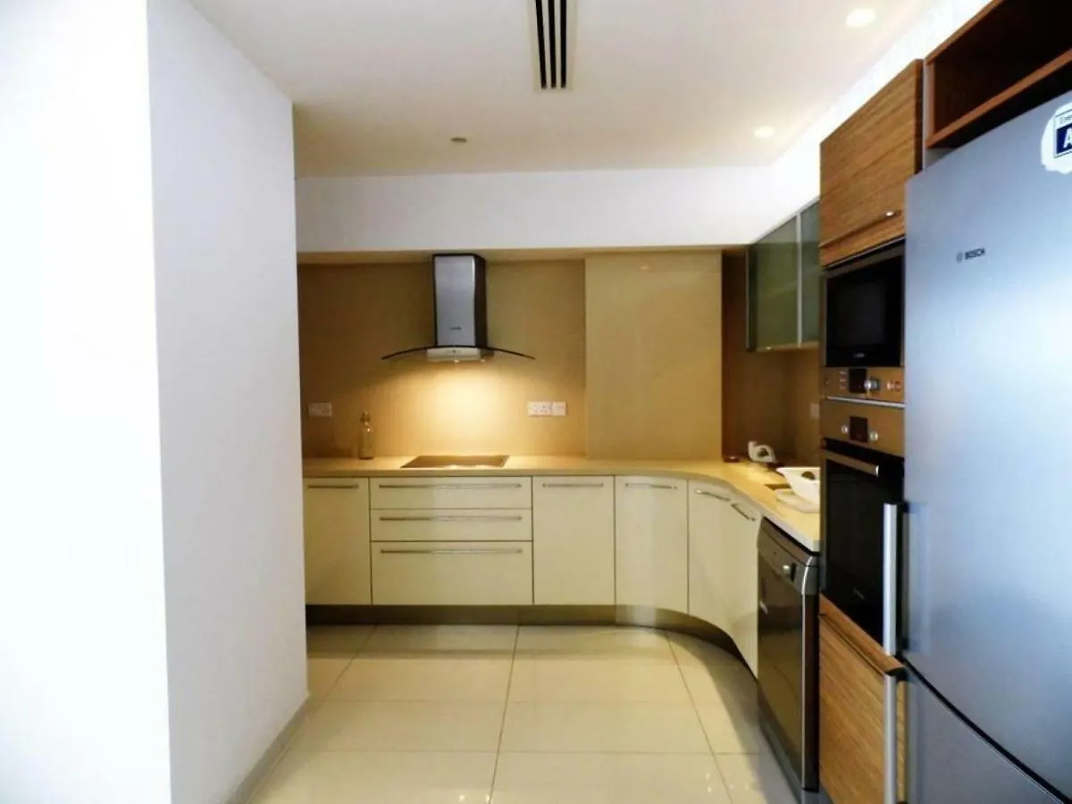 3B Seaview Duplex Penthouse W Hot Tub Finikoudes Beach Appartamento Larnaca