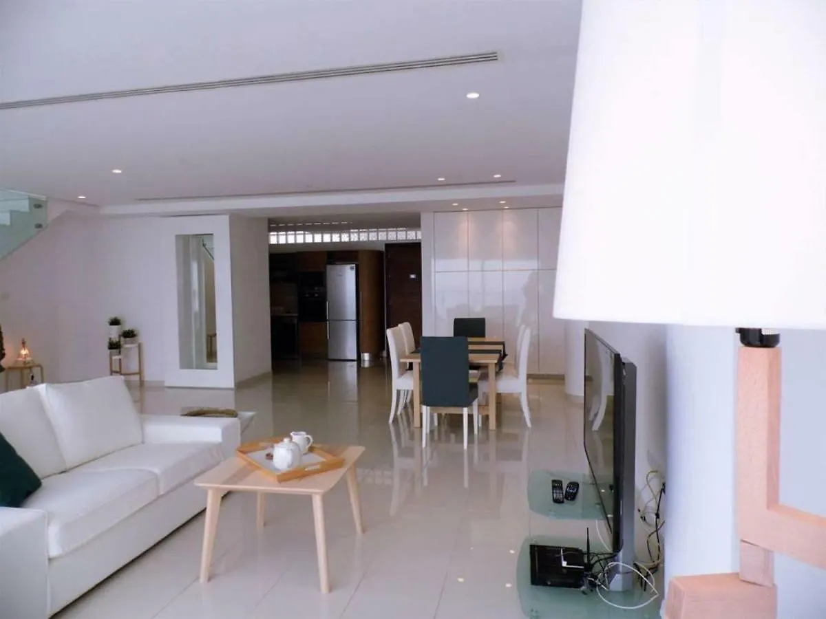 3B Seaview Duplex Penthouse W Hot Tub Finikoudes Beach Appartamento Larnaca 0*,